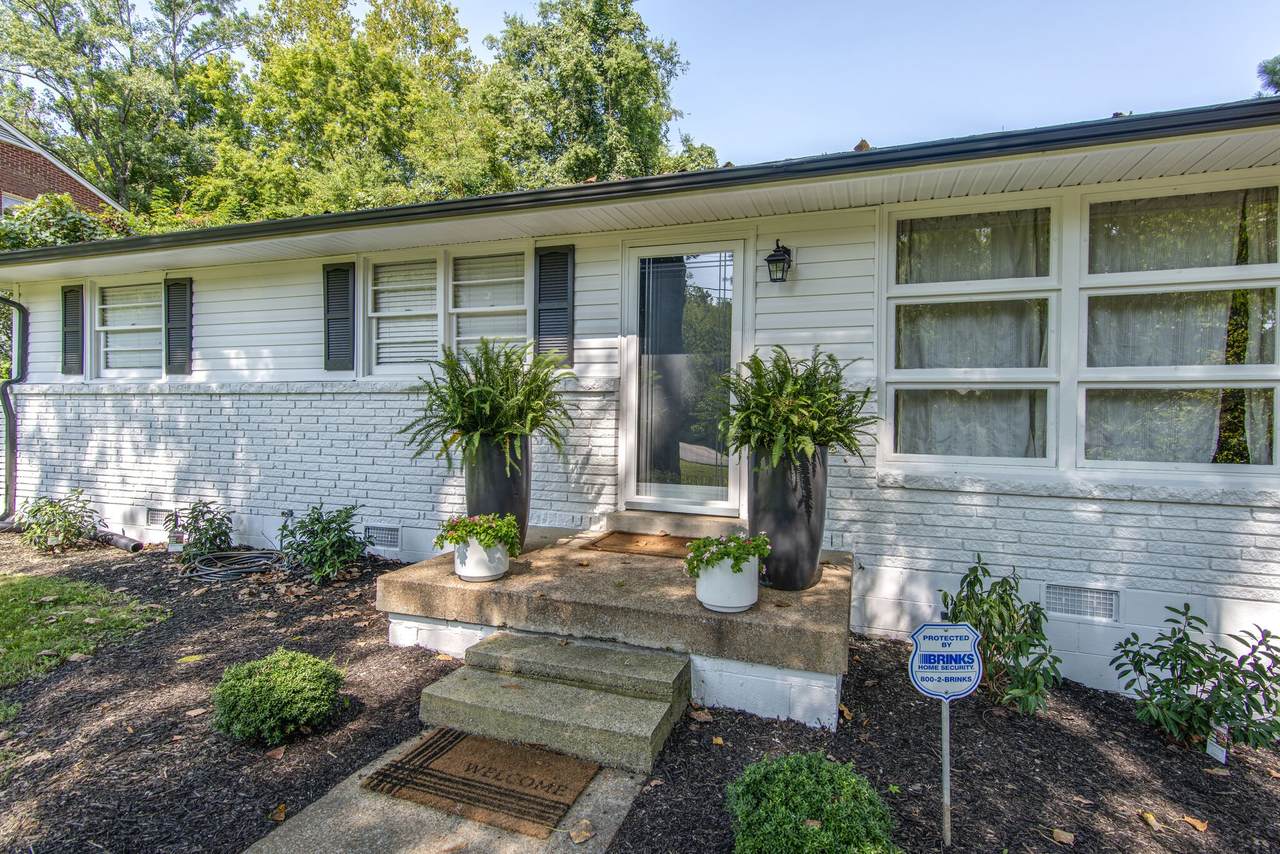 532 Northcrest Dr - Photo 1