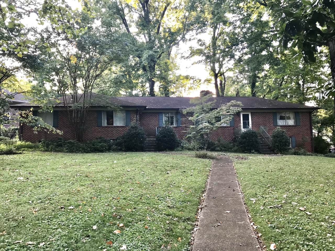 4507 Saunders Ave - Photo 1