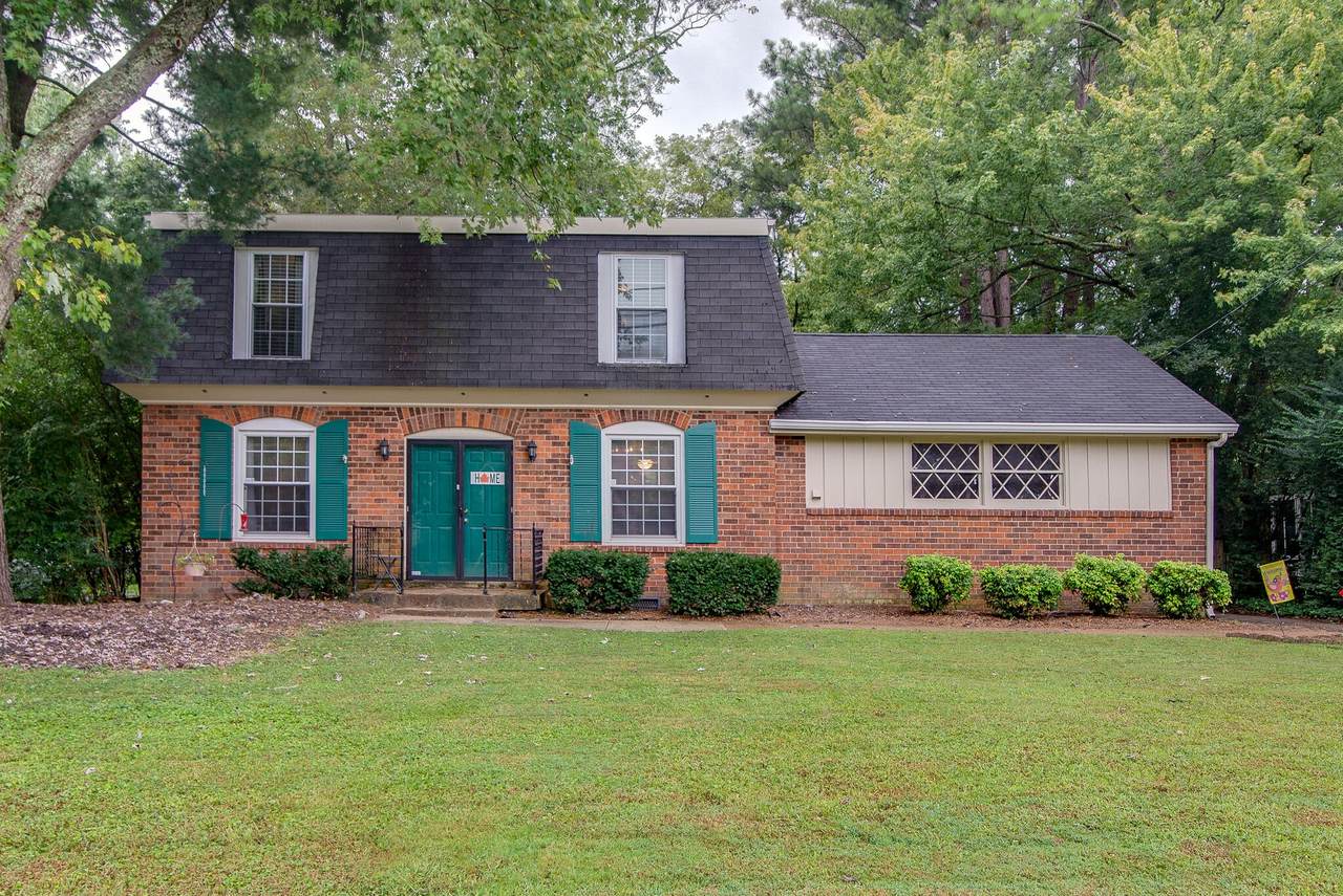 555 Bellevue Rd - Photo 1