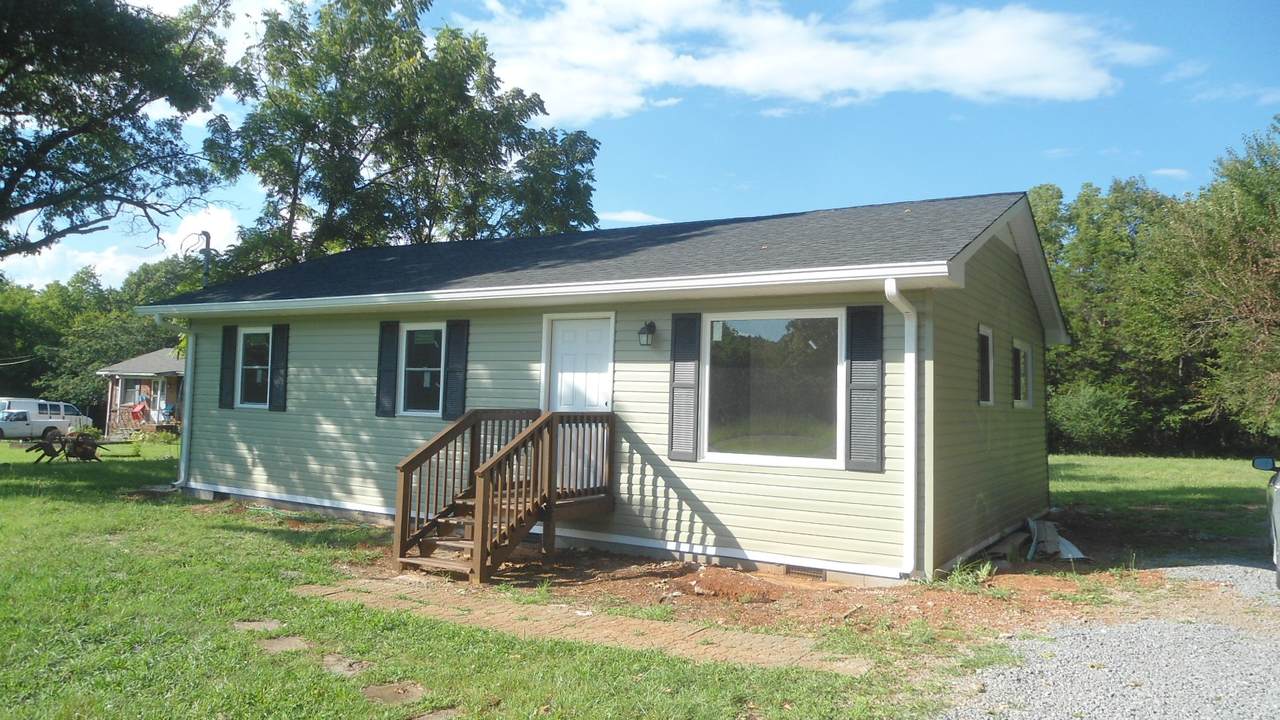 552 Wade Herrod Rd - Photo 1