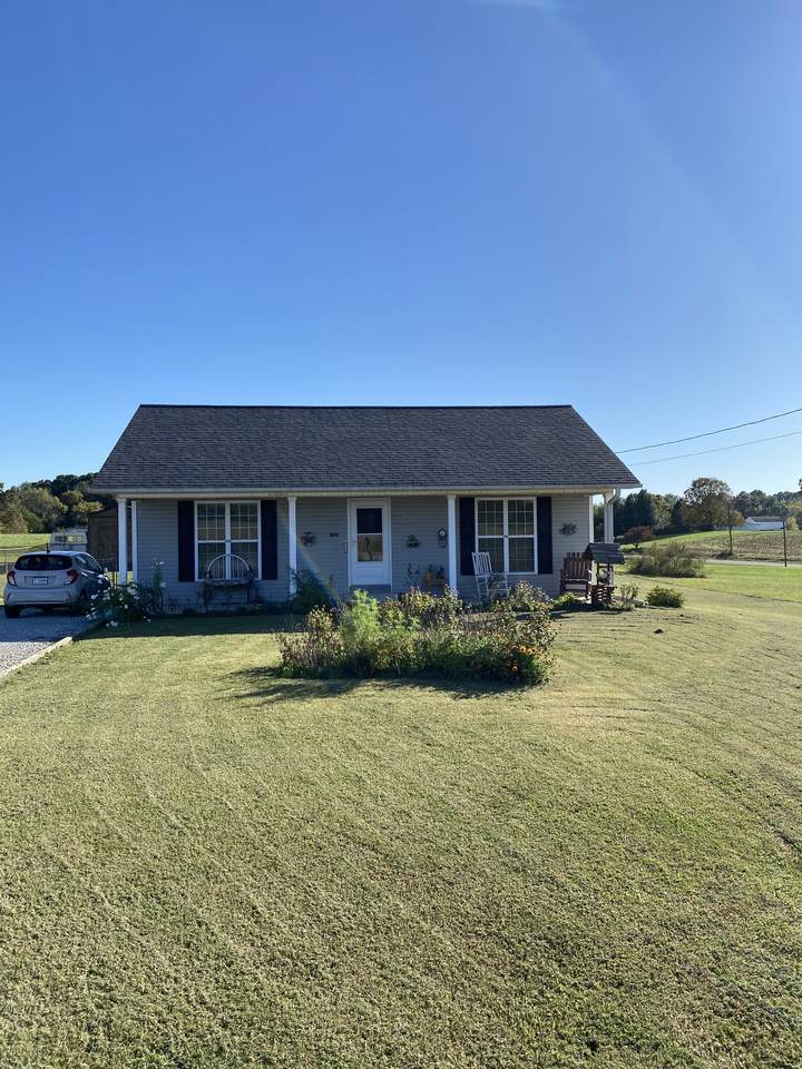 322 Spring St - Photo 1
