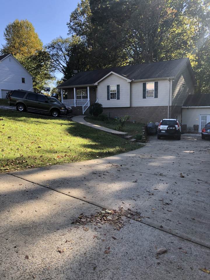 301 Spring Hollow Rd - Photo 1