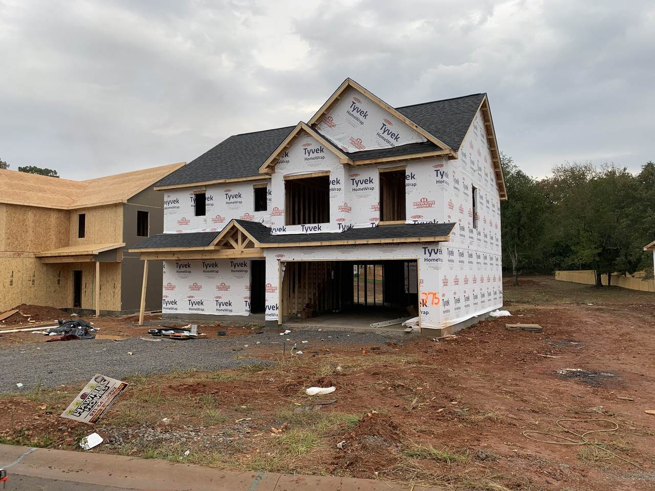 375 Eagles Bluff - Photo 1