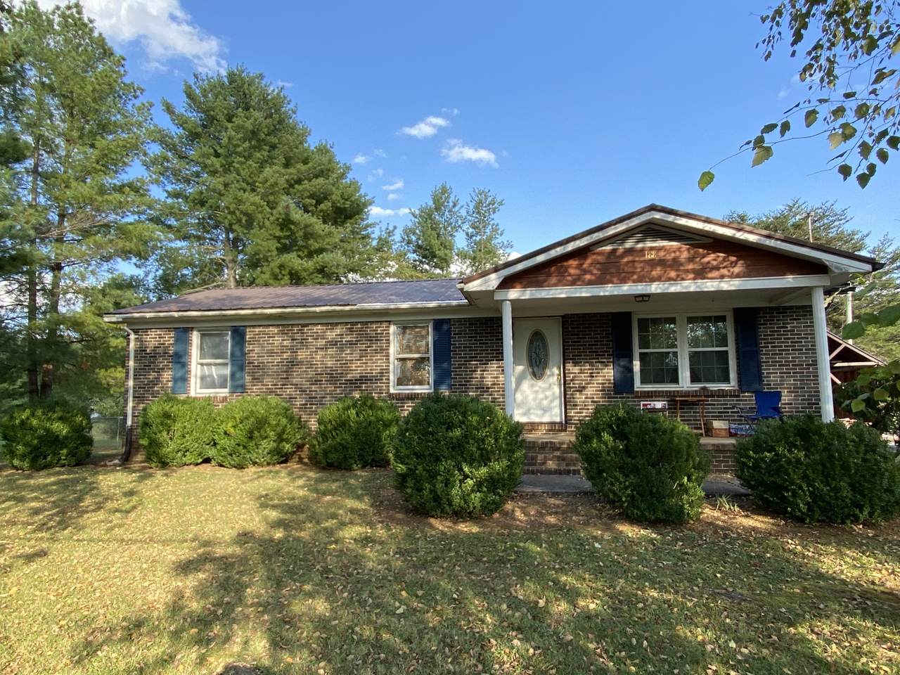 188 Royal Dr - Photo 1