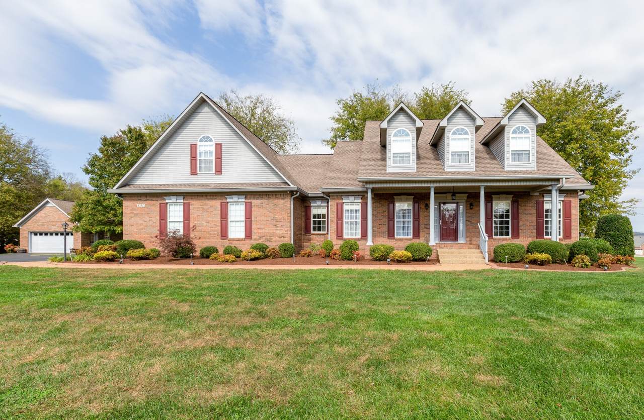 1377 Charleston Ln - Photo 1