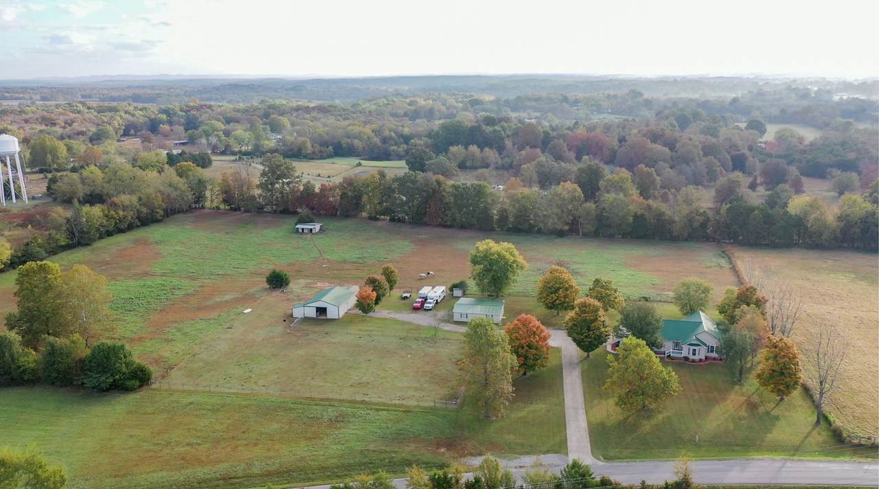 147 Whitaker Rd - Photo 1