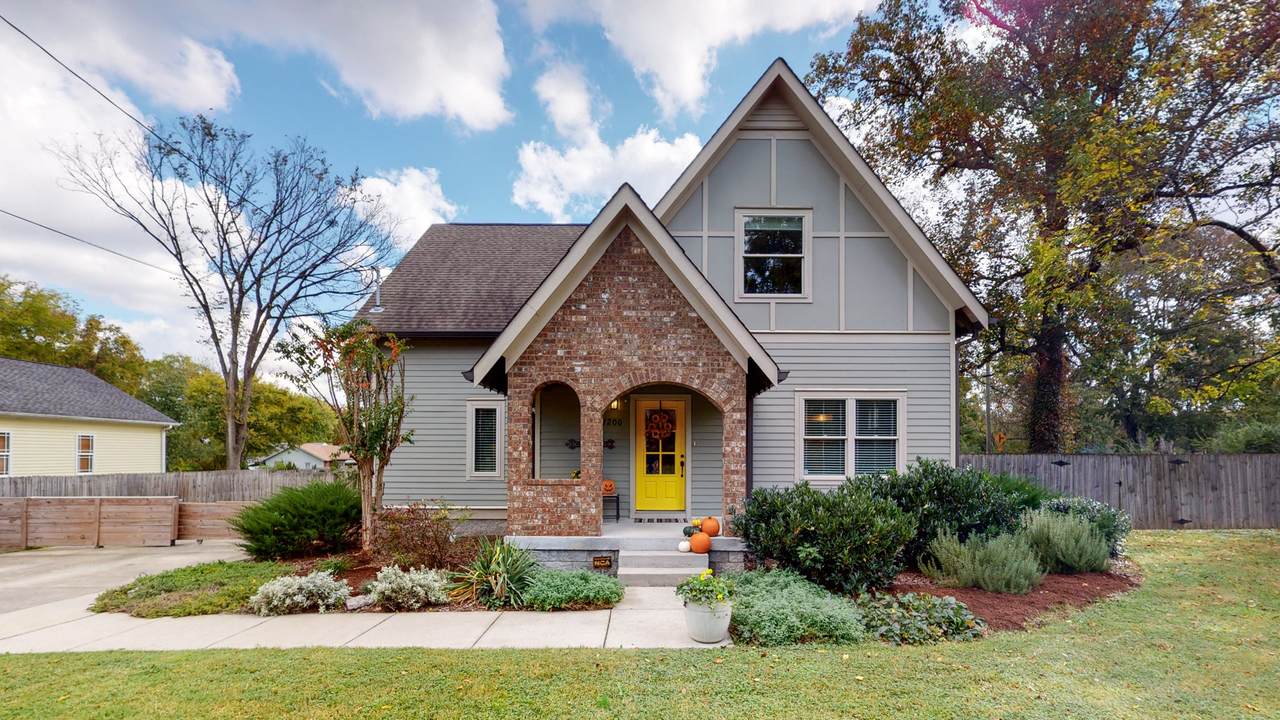 1200 Kenmore Pl - Photo 1