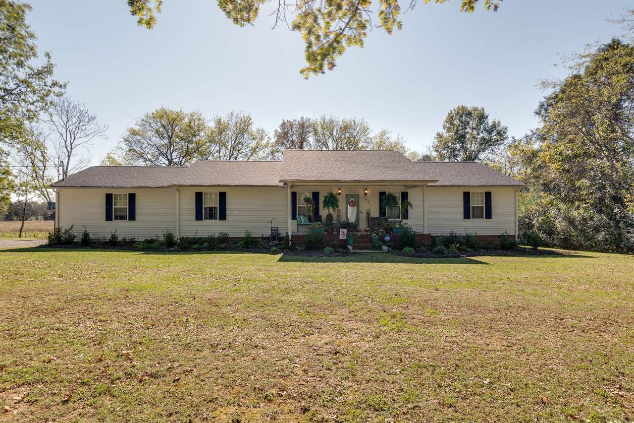 1401 Hobby Ln - Photo 1
