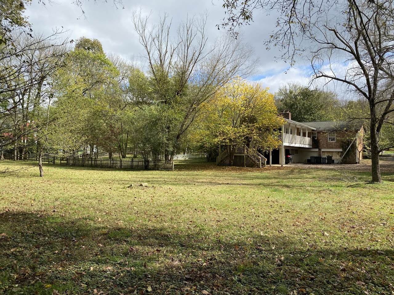 5952 Temple Rd - Photo 1