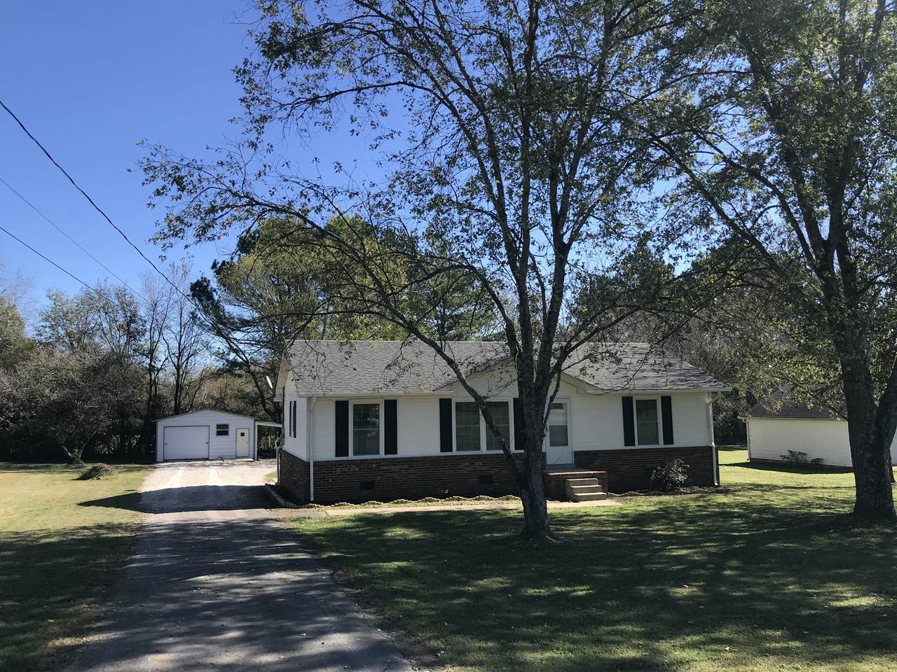 809 Forrest Rd - Photo 1