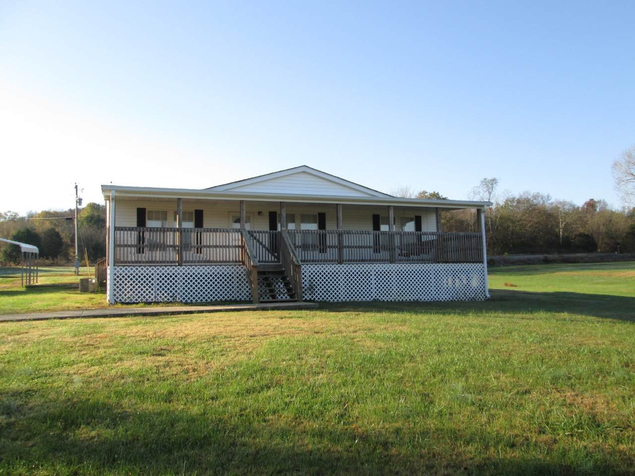 1885 Holmes Gap Rd - Photo 1