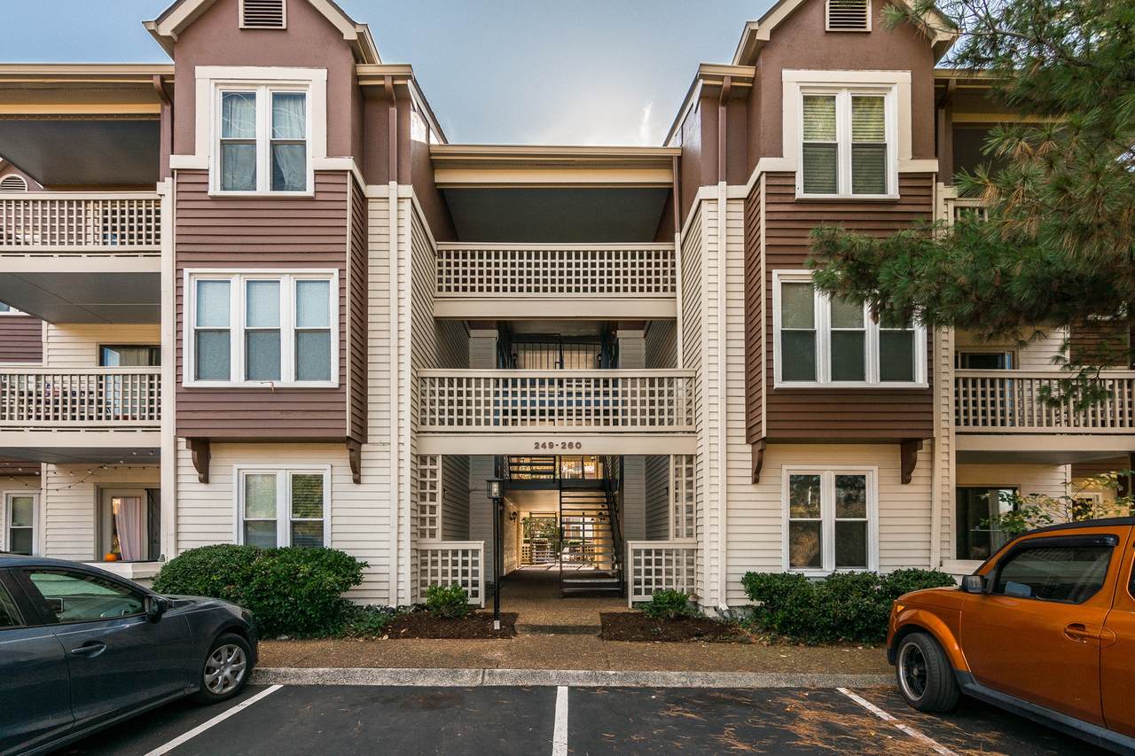 250 Hillsboro Pl - Photo 1