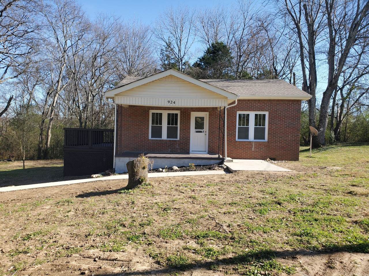 924 Turner Dr - Photo 1