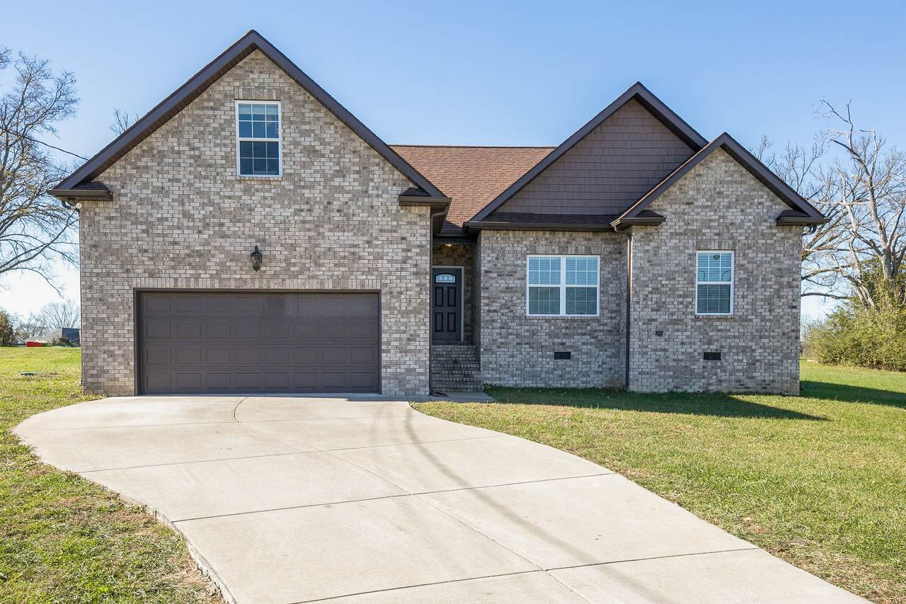 319 Sunnyside Dr - Photo 1