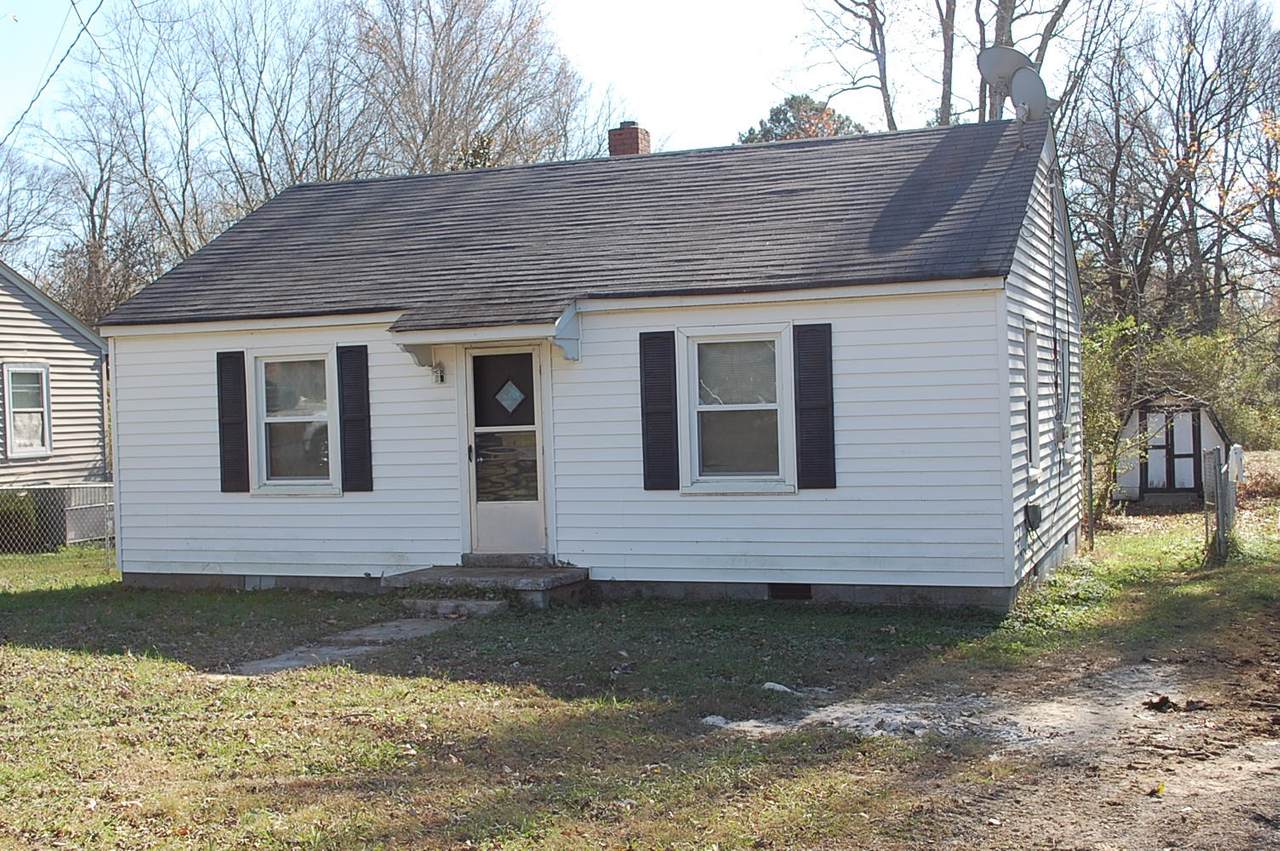 805 W Grundy St - Photo 1