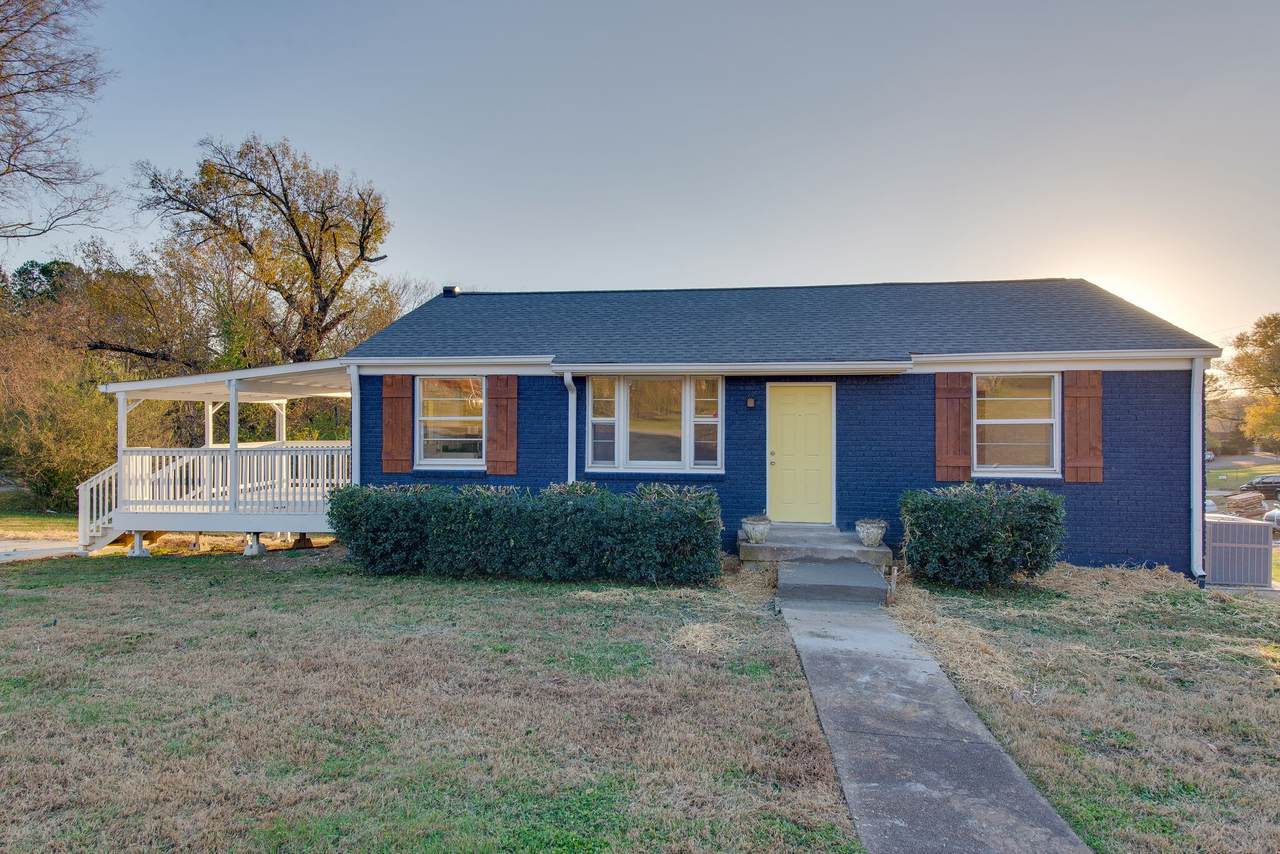 311 Luna Dr - Photo 1