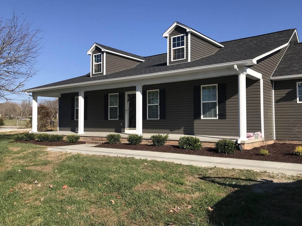 284 Locust Grove Rd - Photo 1