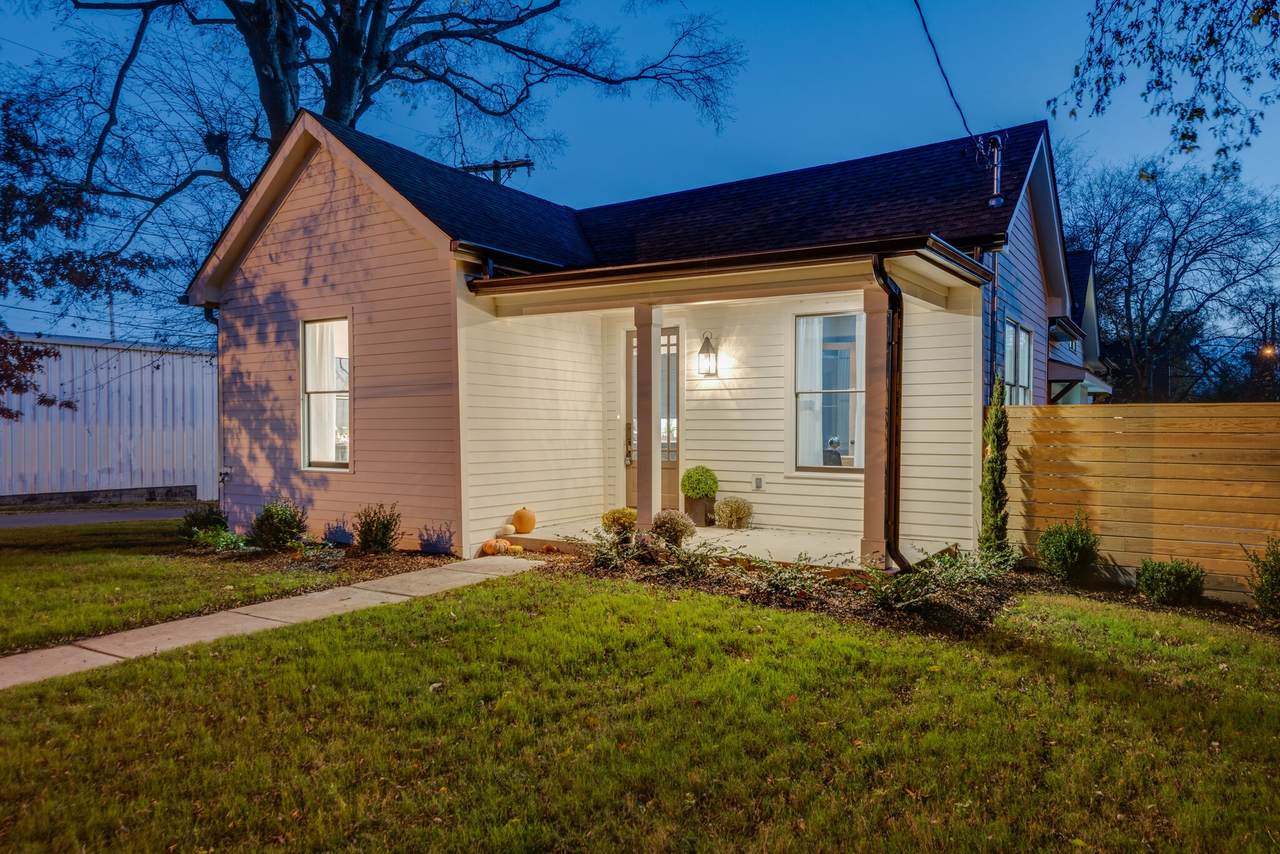 1207 Dallas Ave - Photo 1