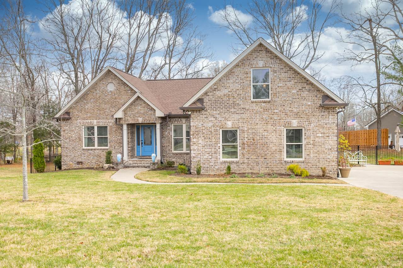 1040 Northridge Dr - Photo 1