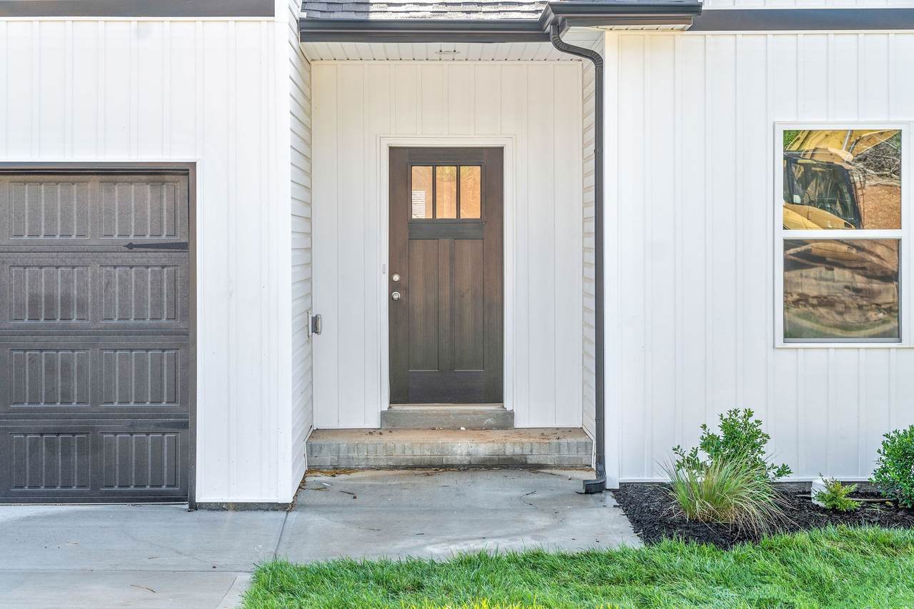 359 Pinkston Court - Photo 1