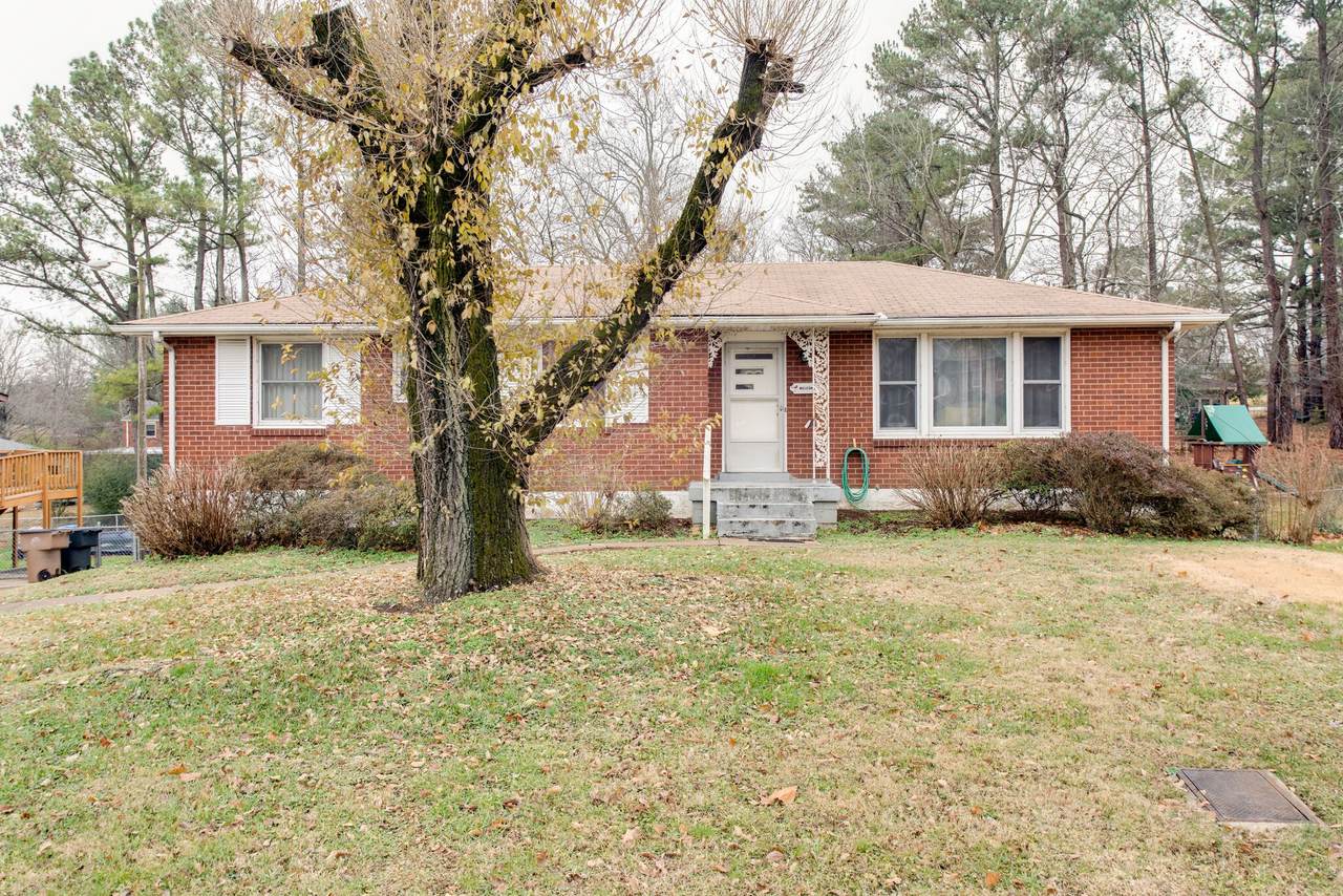 325 Wauford Dr - Photo 1