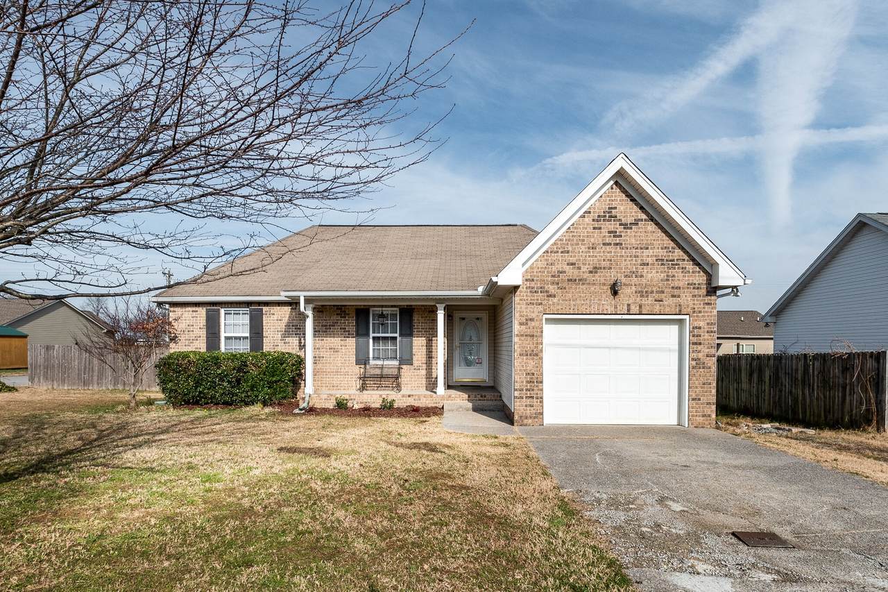 1331 Christine Dr - Photo 1