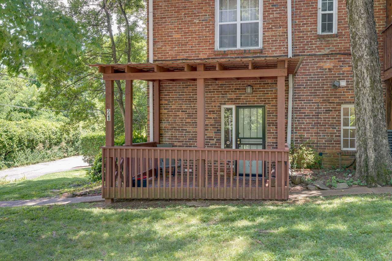 1112 Clifton Ln - Photo 1