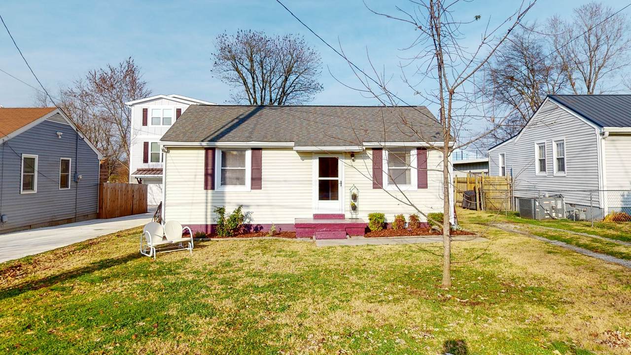 914 Marilyn Rd - Photo 1