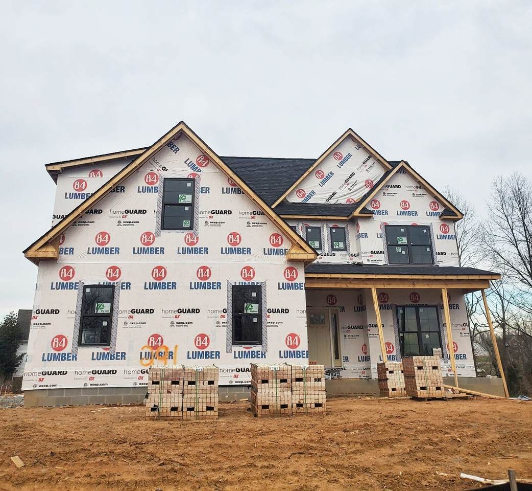 291 Poplar Hill - Photo 1