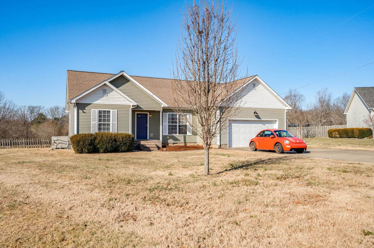 205 Coleman Dr - Photo 1