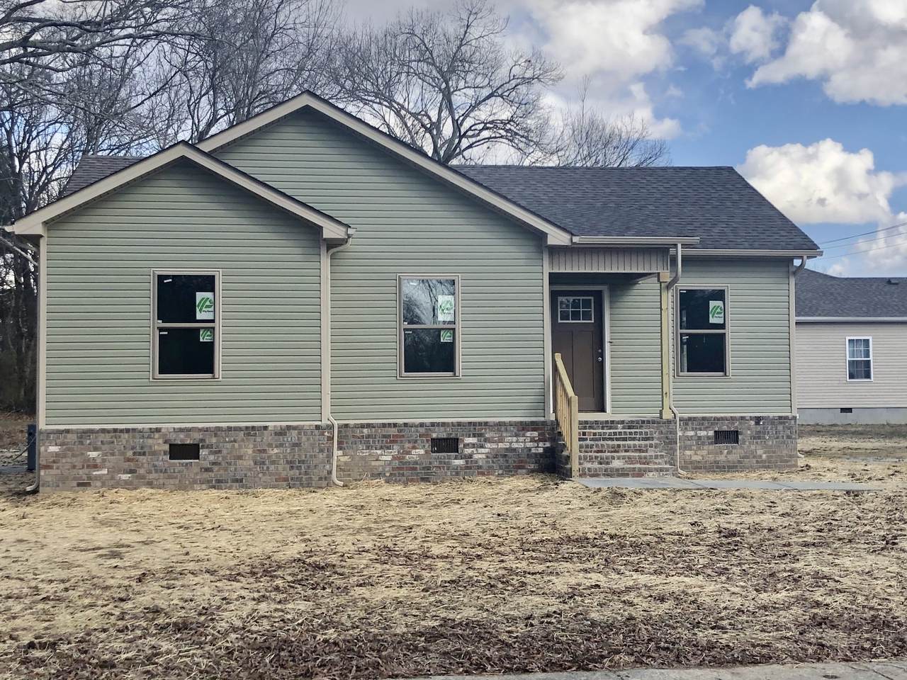 204 Thomas St - Photo 1
