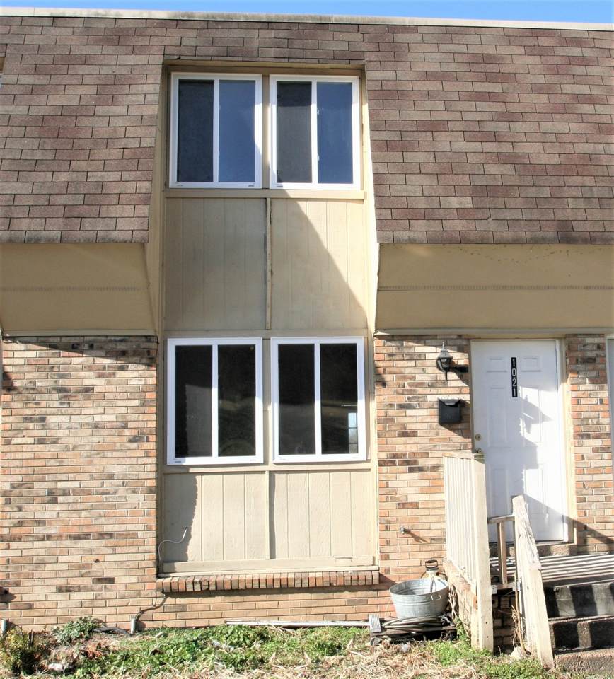 1021 Harold Dr - Photo 1