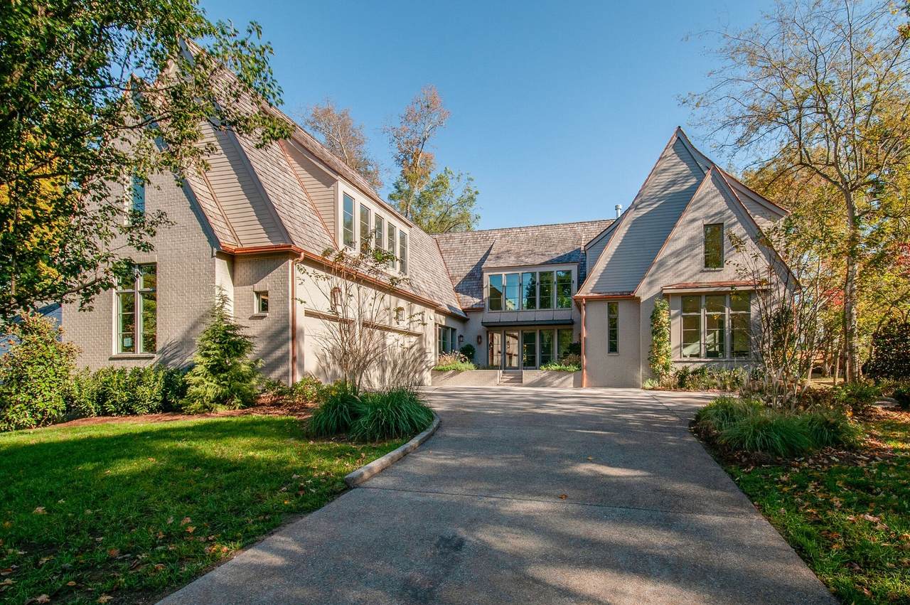 106 Brookfield Ave - Photo 1