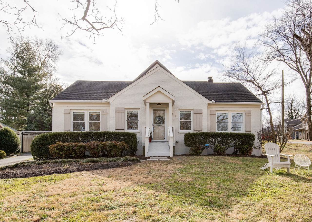 919 Winston Pl - Photo 1