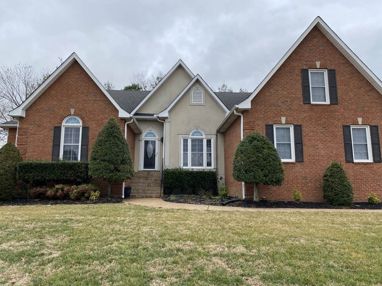 107 Lexington Dr - Photo 1