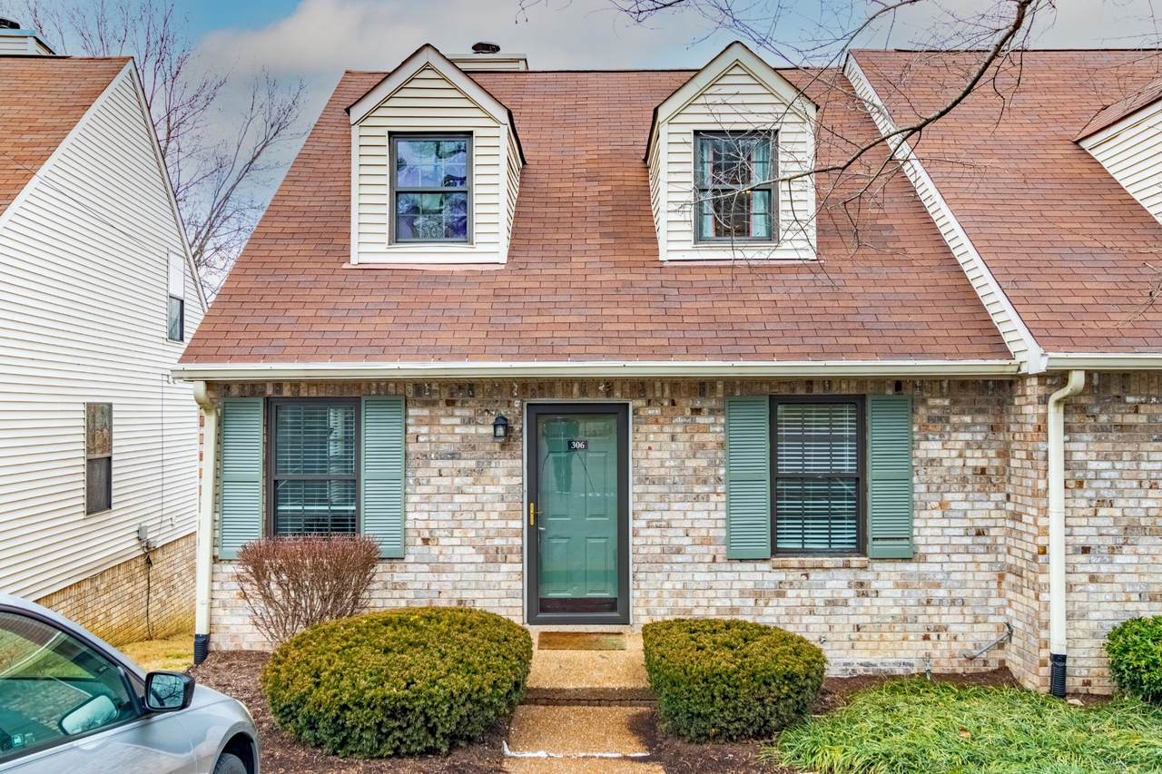 306 Deerpoint Dr - Photo 1