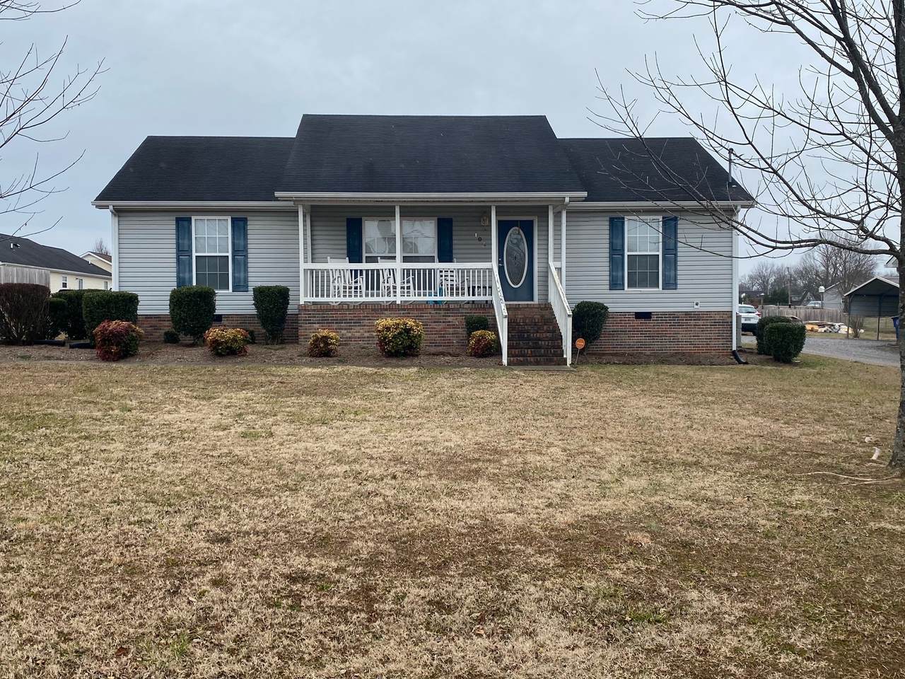 104 Warren Cir - Photo 1