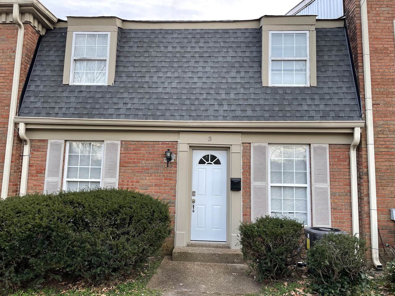 323 Forest Park Rd - Photo 1