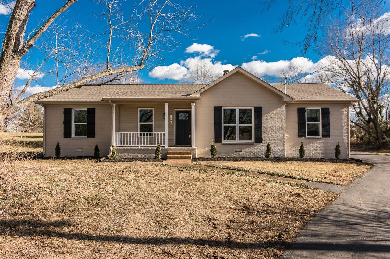 140 Creekwood Ln - Photo 1