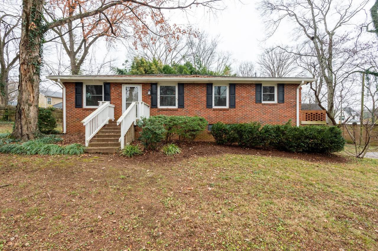 3316 Lealand Ln - Photo 1