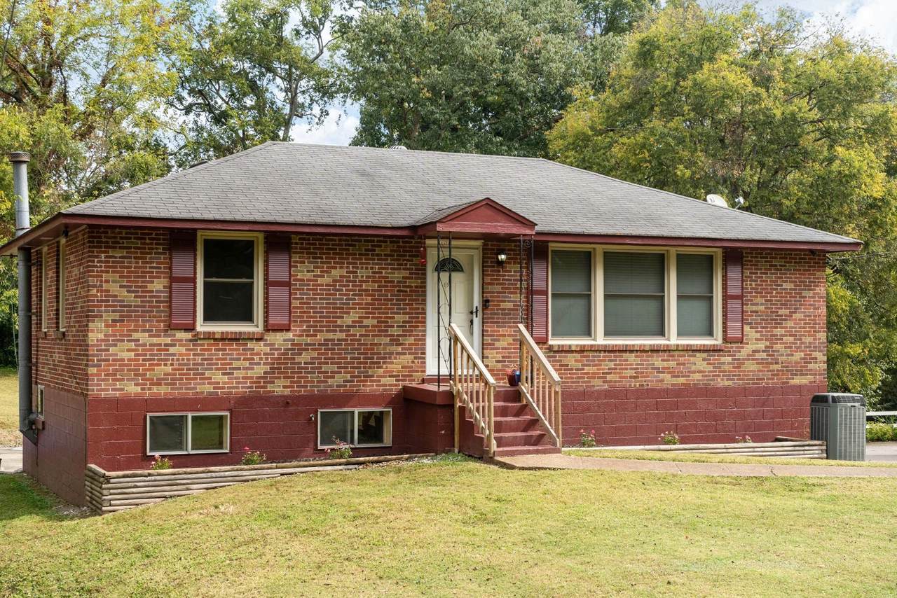 1339 Cardinal Ave - Photo 1