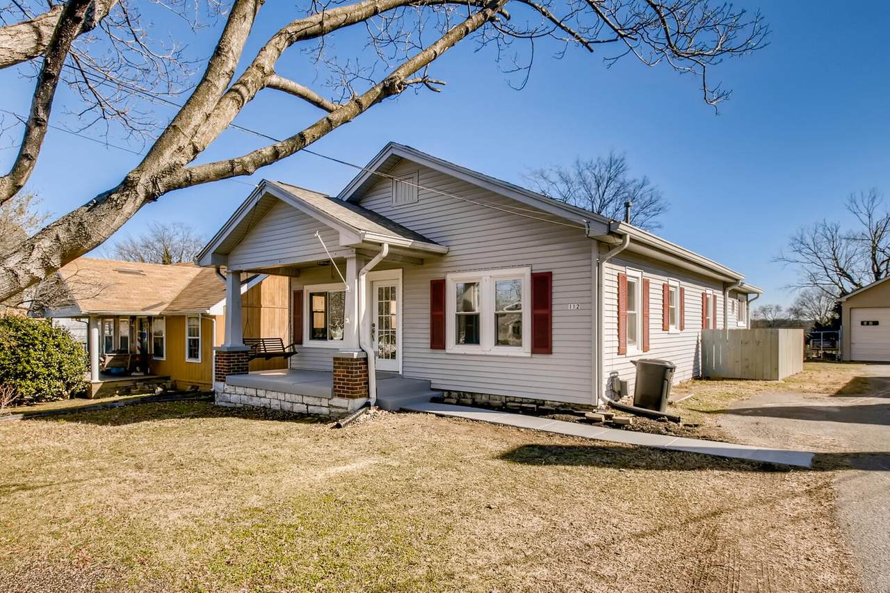 112 28th St - Photo 1