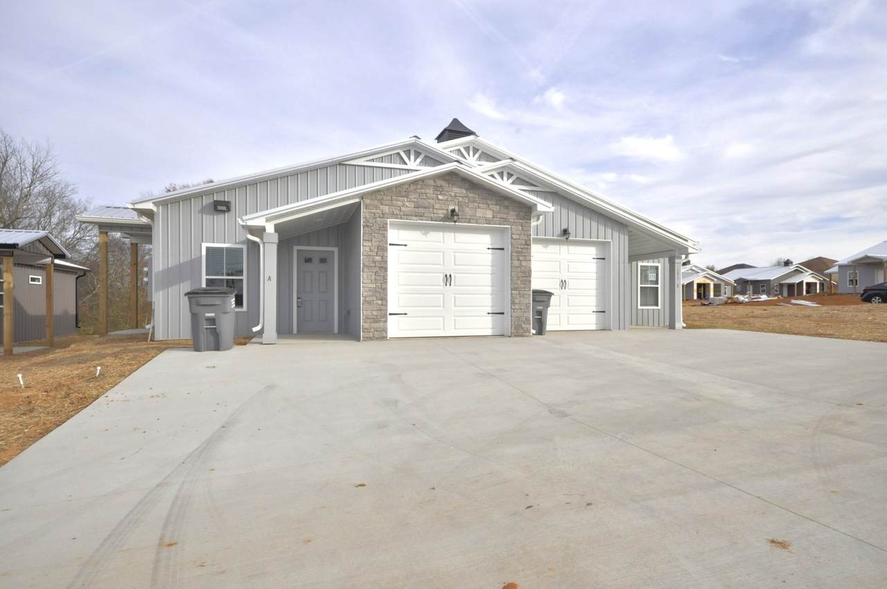 200 Bainbridge Drive Unit A - Photo 1