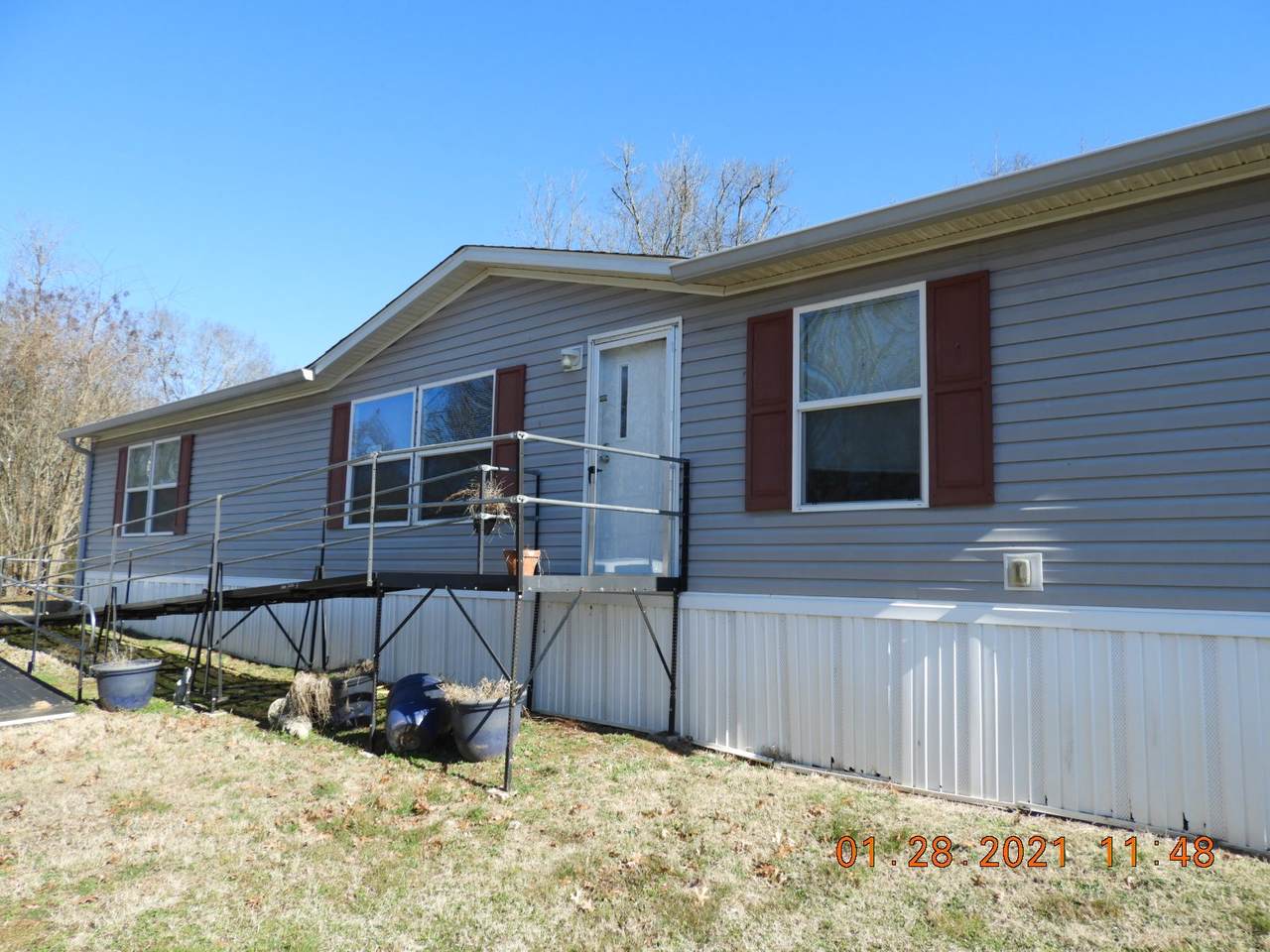 765 Crooked Hill Rd - Photo 1