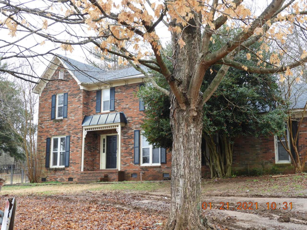 870 Cothran Rd - Photo 1