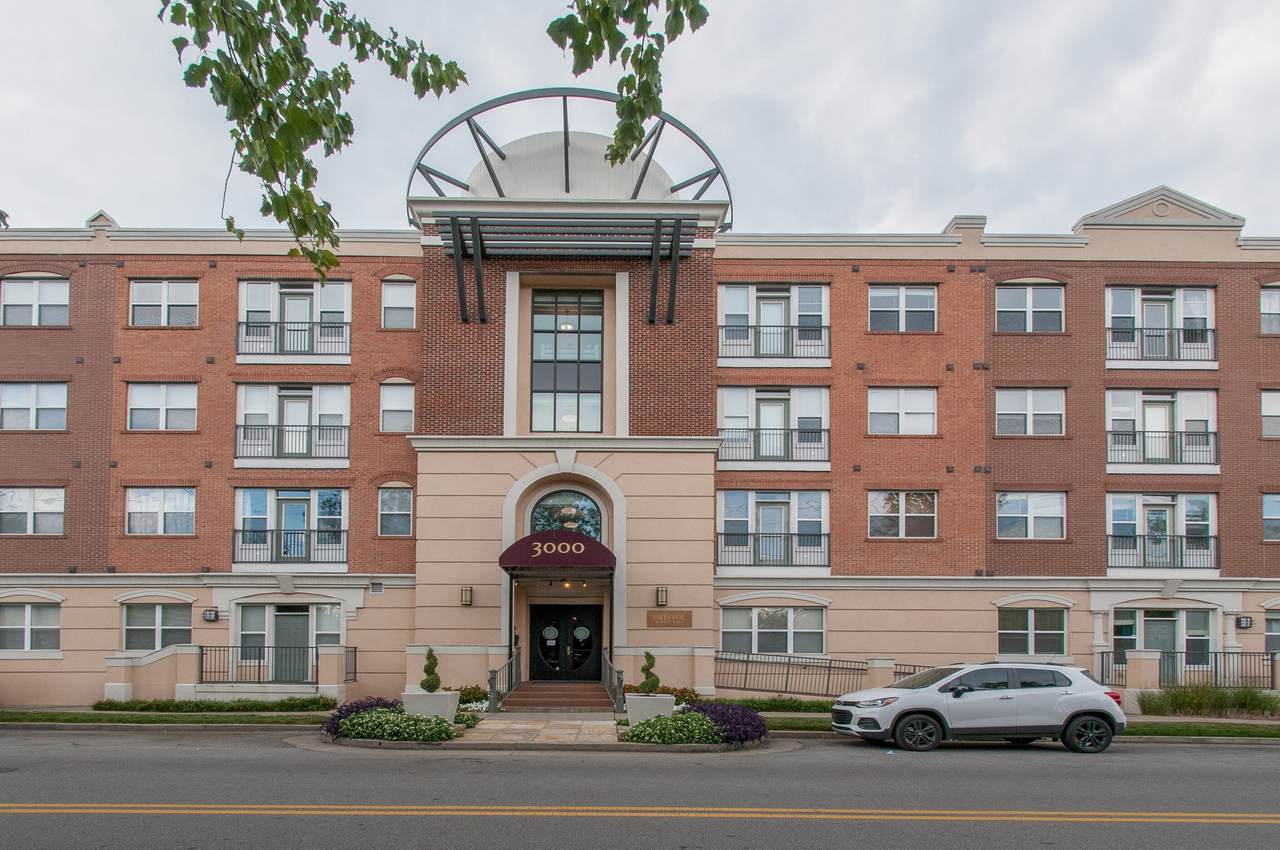 3000 Vanderbilt Pl - Photo 1