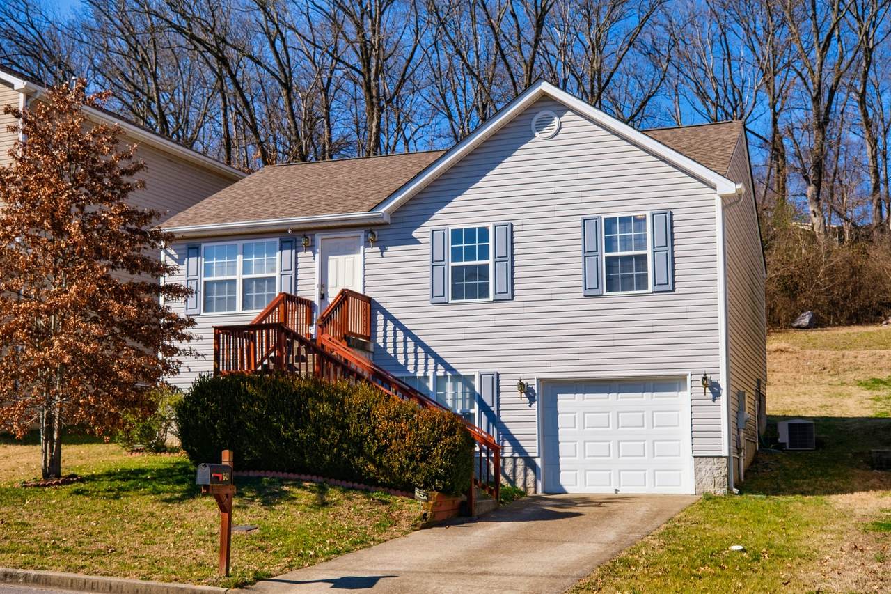 649 Belgium Dr - Photo 1