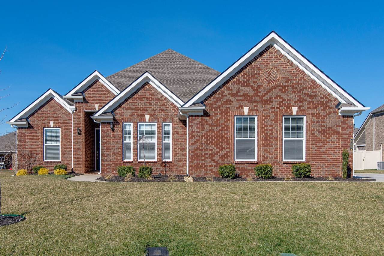 839 Covenant Blvd - Photo 1