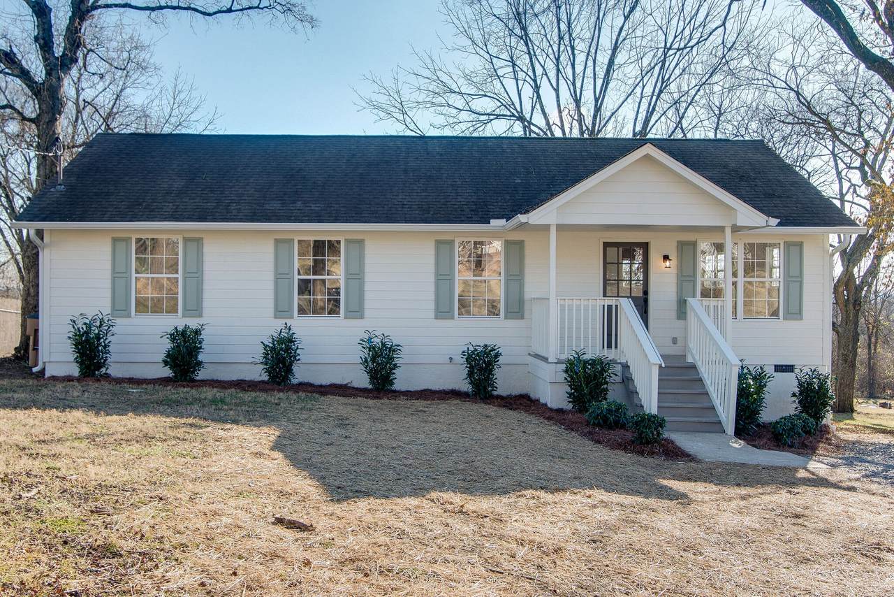 3847 Hutson Ave - Photo 1