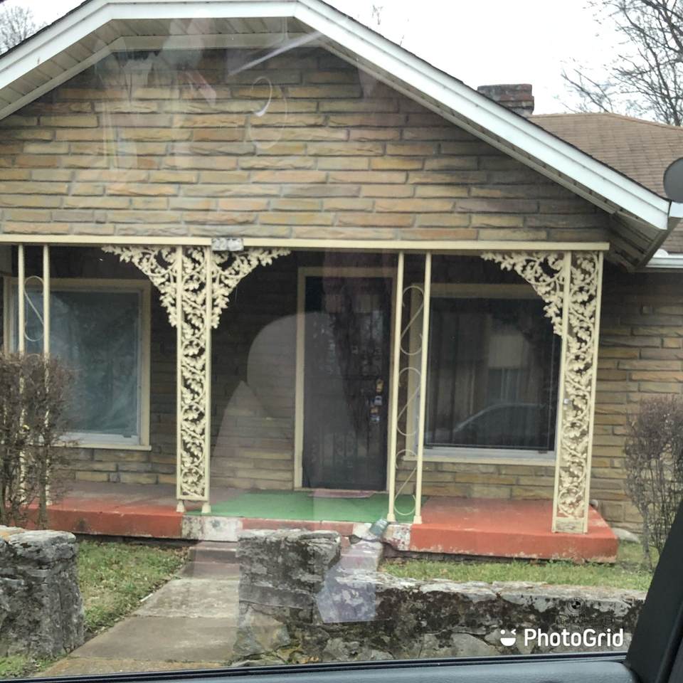 2213 Hermosa St - Photo 1